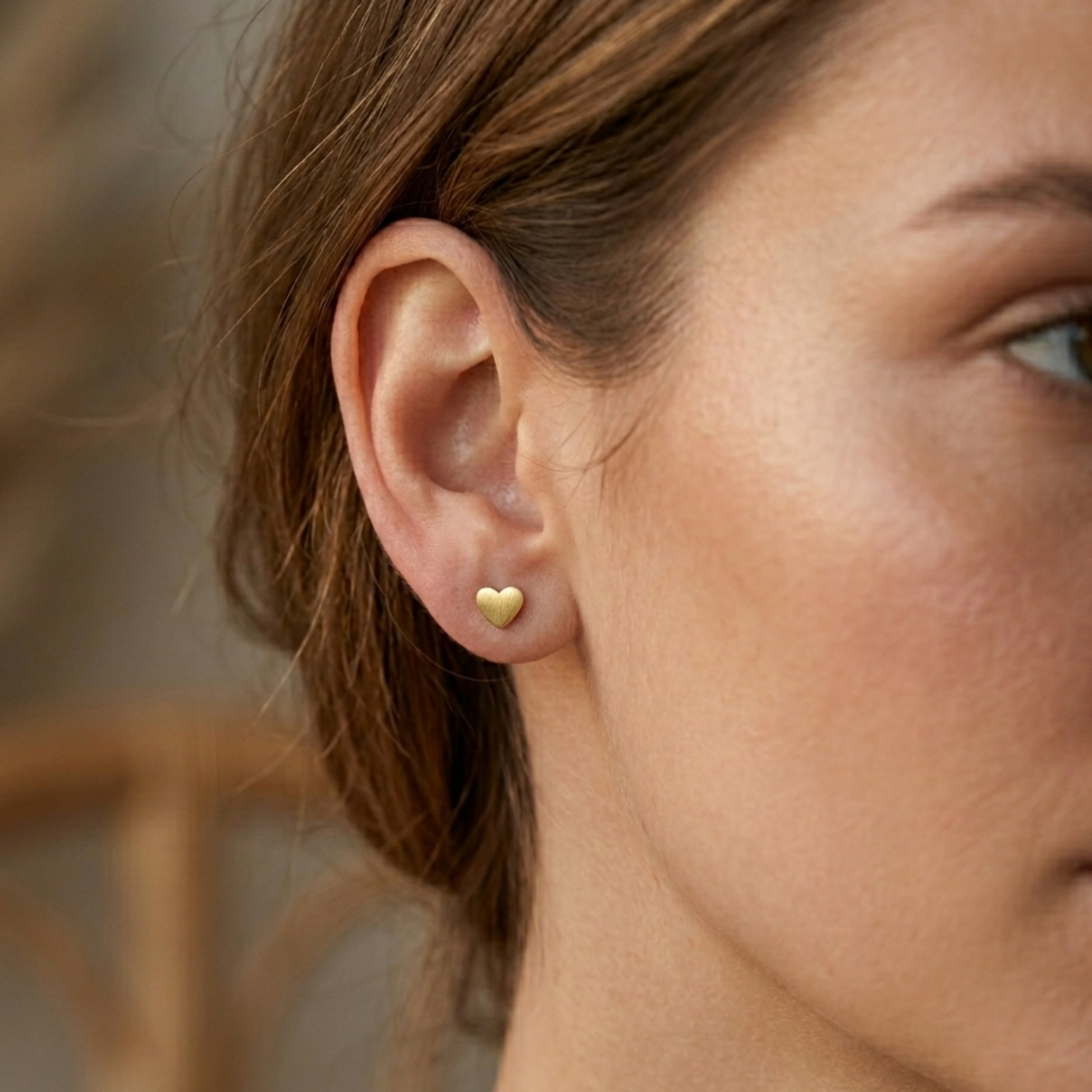 Urban Love Heart Earrings - Nelissima Jewelry
