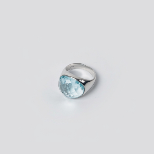 Oval Agua Ring - Nelissima Jewelry