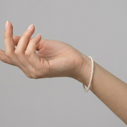 Minimalistic Bracelet - Nelissima Jewelry