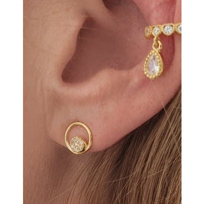 Cute and Original Ear Cuff / Conch Yellow Gold Earring w/ White Zirconias